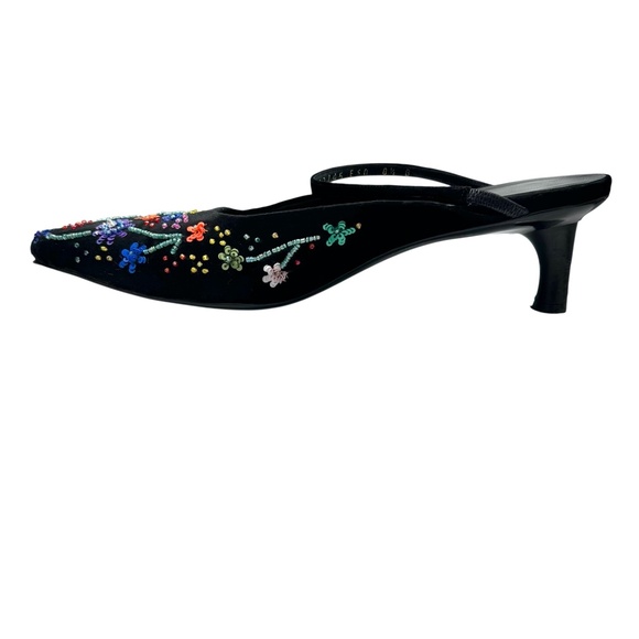 FERRAGAMO BLACK VELVET W MULTICOLOR FLORAL BEADED DESIGN KITTEN HEEL MULE - Picture 12 of 16